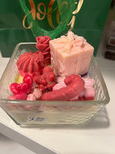 Load image into Gallery viewer, Christmas Terrarium Candles