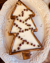 Load image into Gallery viewer, Hand Carved Christmas Tree Dough Bowls