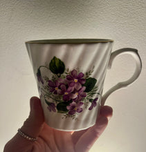 Load image into Gallery viewer, Pretty Purple Violets Soy Candle Mug
